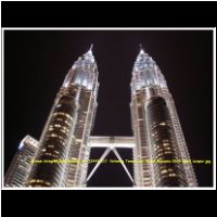 12445 217  Petronas Towers bei Nacht Malaysia 2006 Kuala Lumpur.jpg